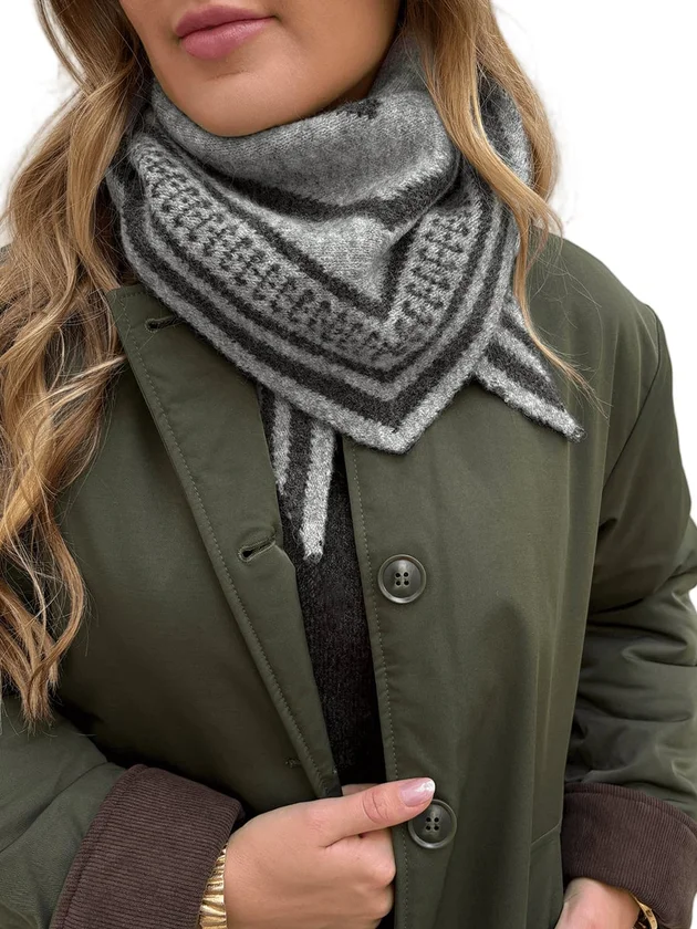Vicallis Jacquard Knit Scarf