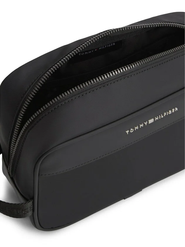 TH Repreve Washbag