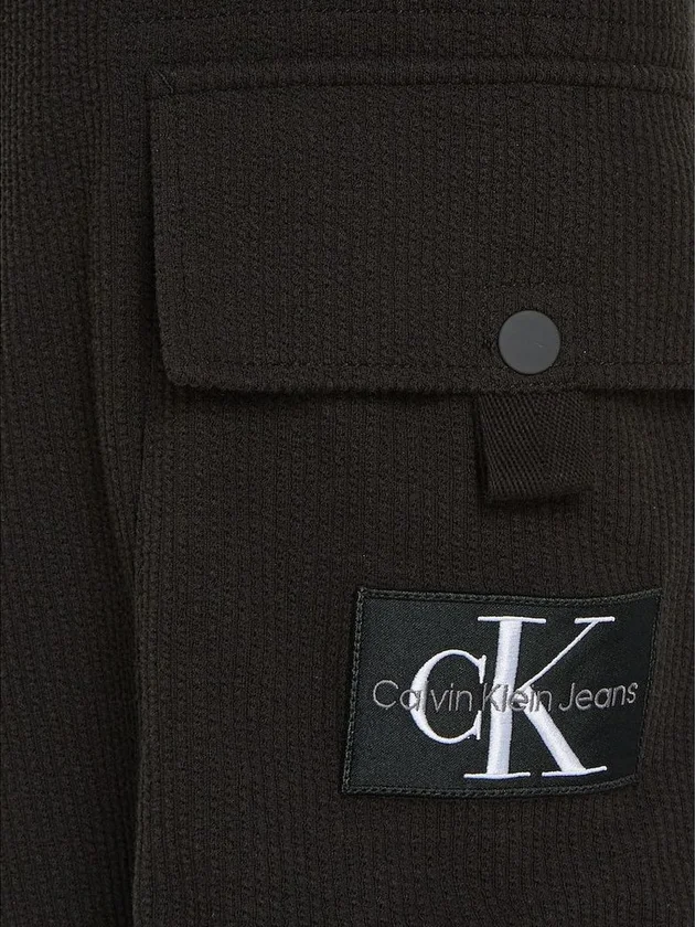 Texture Hwk Short