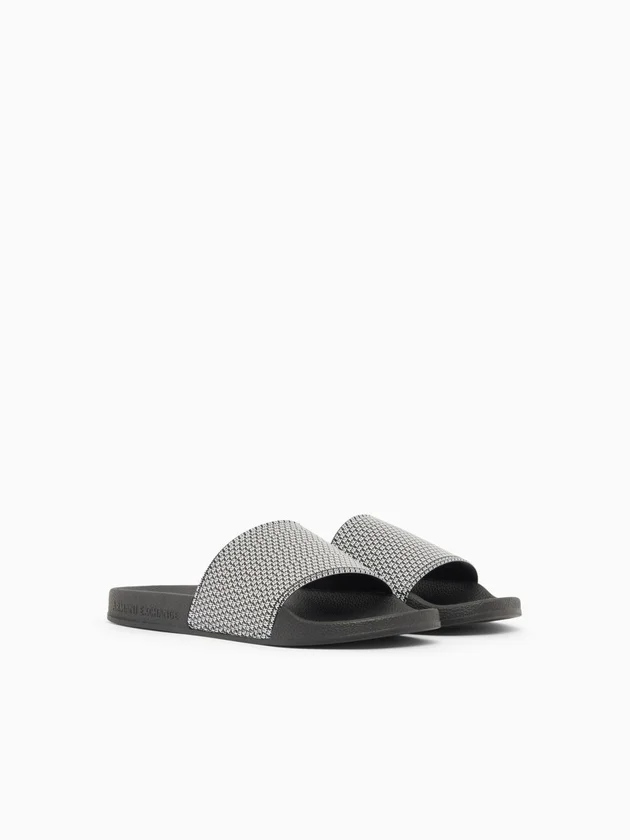 Sandal