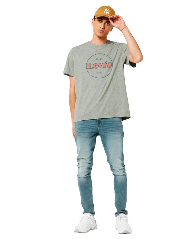 Relaxed Fit Tee