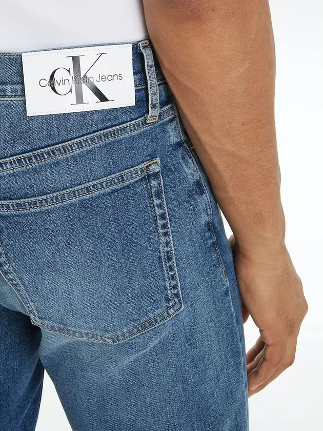 Slim Short