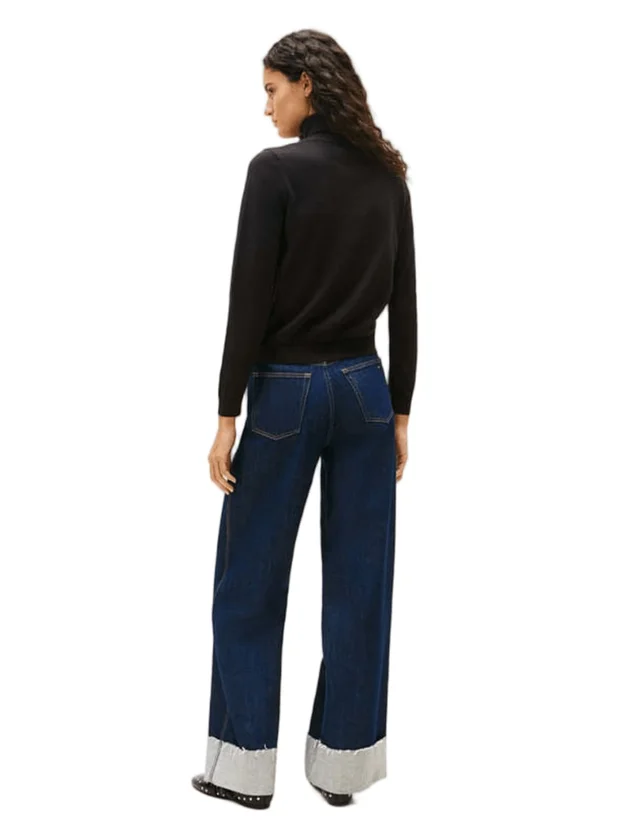 Essential Trtlnk Sweater