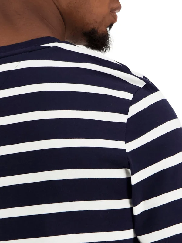 Ess Reg Fit Stripe Pocket Tee