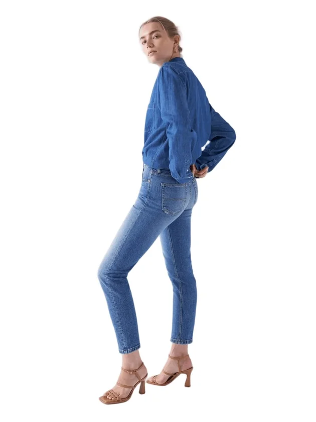 True Cropped Slim