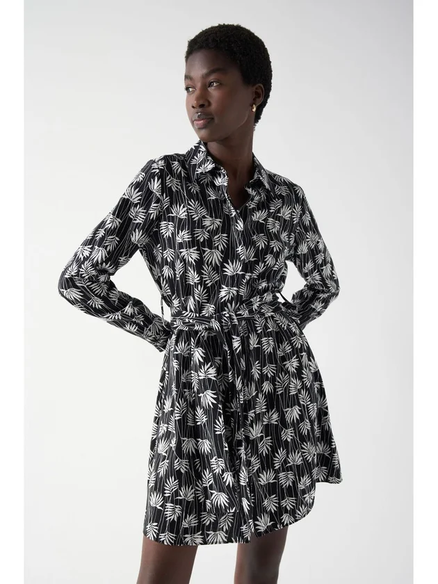 Floral Fit et Flare Dress