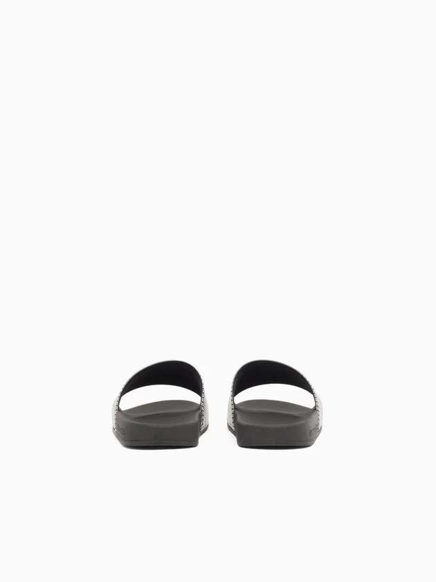 Sandal