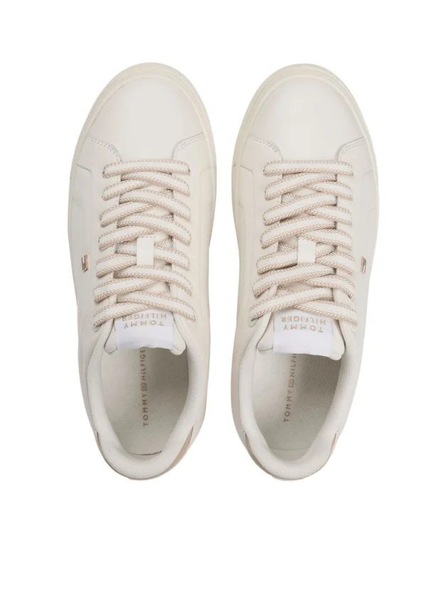 Icon Court Sneaker
