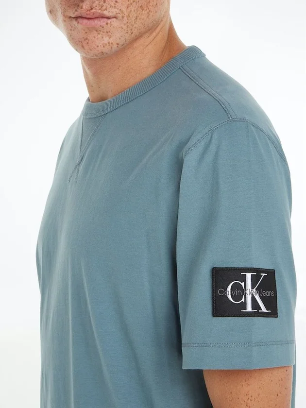 Badge Regular Tee