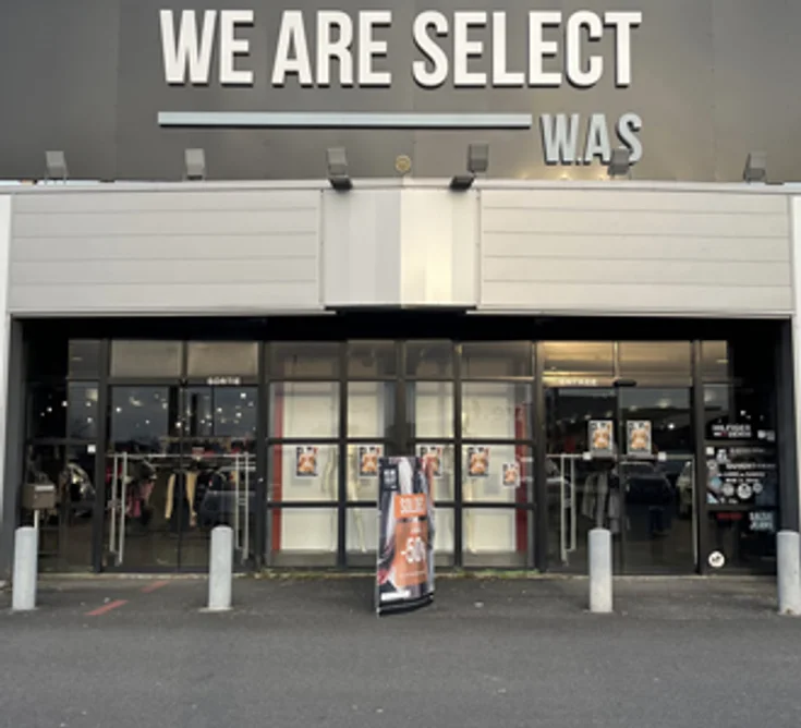 Extérieur du magasin WAS WE ARE SELECT YZEURE