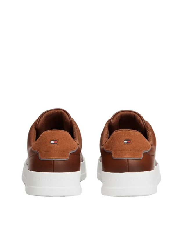 Court Core Cognac