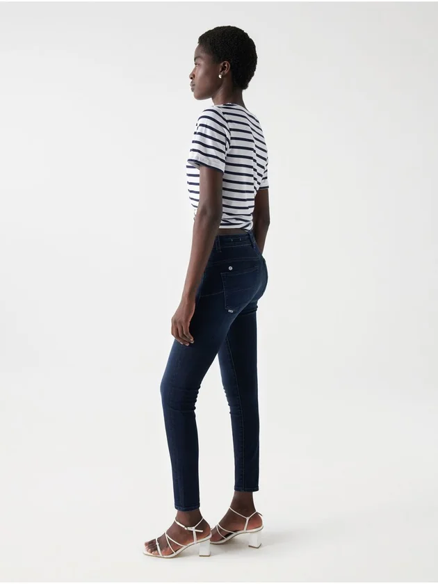 Glamour Skinny Dark