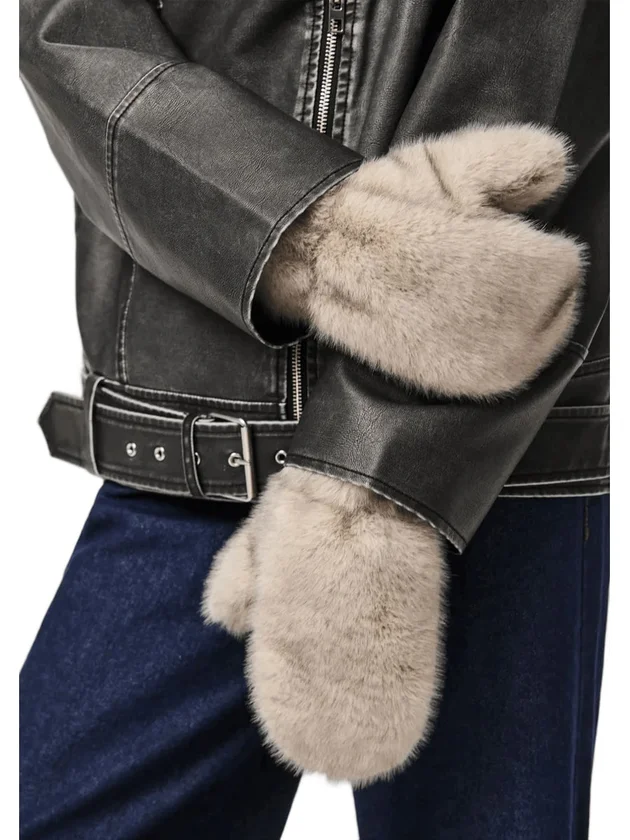 Jutlandia Mittens BC