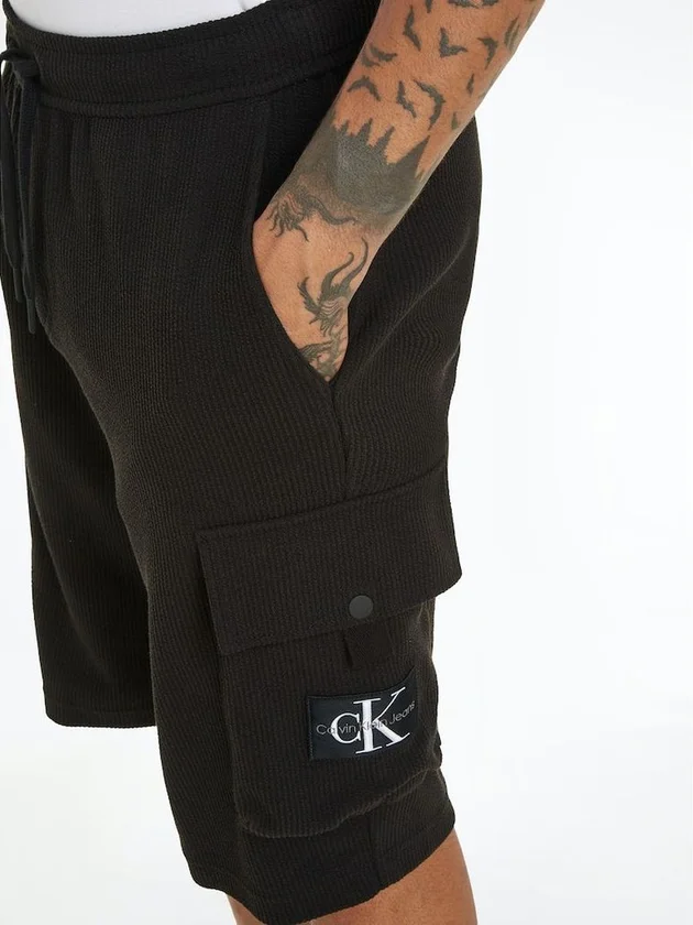 Texture Hwk Short