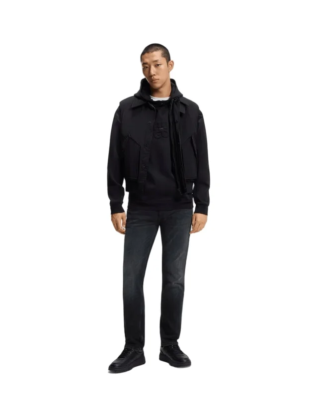 708