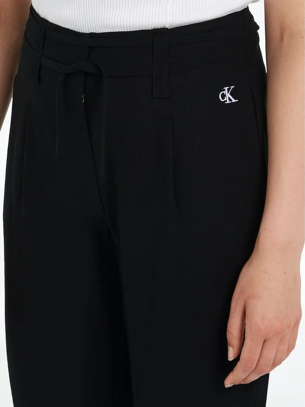 Waist Ties Tapered T